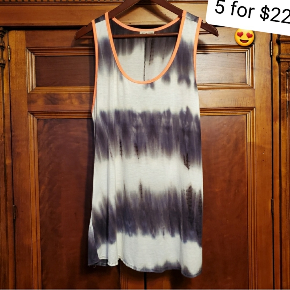 Free Kisses Tie Dye Tank Neon Trim